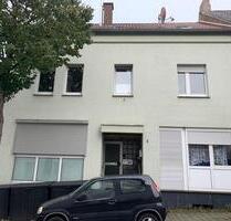 Mehrfamilien Haus 4 Wohnungen Büren