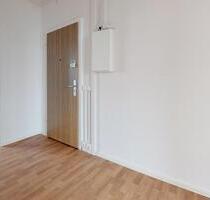 Helle 2-Raum-Wohnung mit Dusche in der 5. Etage - Halle (Saale) Dölau