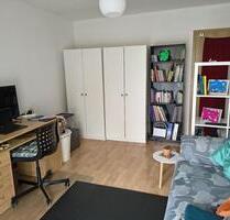 Helle möblierte 1-Zimmer-Wohnung in zentraler Lage zu vermieten - Ilmenau