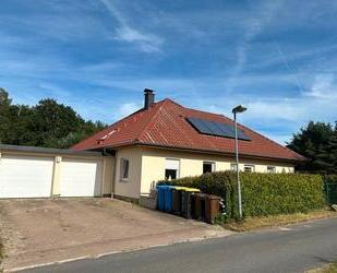 Winkelbungalow mit großem Grundstück zentral auf Rügen - Garz/Rügen