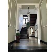 Dachgeschosswohnung,82m2,möbliert,renoviert,Dachterrasse,Klima - Bonn