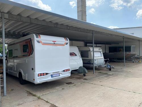 Foto - Carport, Stellplatz, Wohnmobil, Wohnwagen, Boot, Anhänger