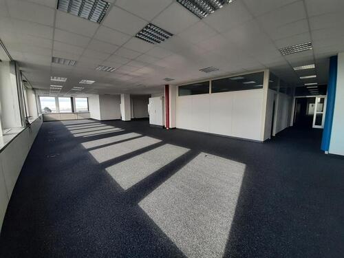 Foto - Großraumbüro oder Einzelbüros – Alles möglich ab 6,50 EURm²!*