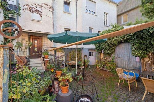 Foto - 10 Zimmer Einfamilienhaus zum Kaufen in Gießen