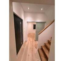 Luxuswohnung im Hauscharakter mit Garten in Oberhausen-Osterfeld