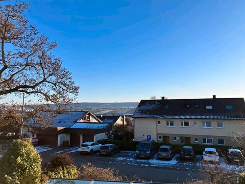 Foto - Dachgeschosswohnung - 1.180,00&nbsp;EUR Kaltmiete, ca.&nbsp; 75,00&nbsp;m&sup2;