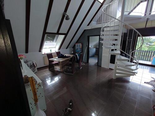 Foto - 3 Zimmer Dachgeschoßwohnung zur Miete in Trierweiler