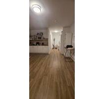 Apartment zu vermieten 33qm - 900,00&nbsp;EUR Kaltmiete, ca.&nbsp; 33,00&nbsp;m&sup2; in Köln (PLZ: 51105) Kalk