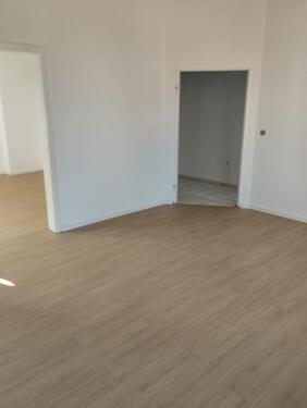 Foto - 4 ZKB Wohnung 90qm Zentral - 700,00&nbsp;EUR Kaltmiete, ca.&nbsp; 90,00&nbsp;m&sup2;