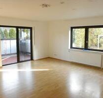 Helle 3-Zimmer EG-Wohnung mit großem Balkon in Winnweiler