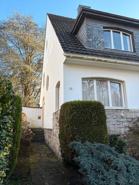 Foto - Sehen Sie auch schon Ihre Kinder im Garten spielen?