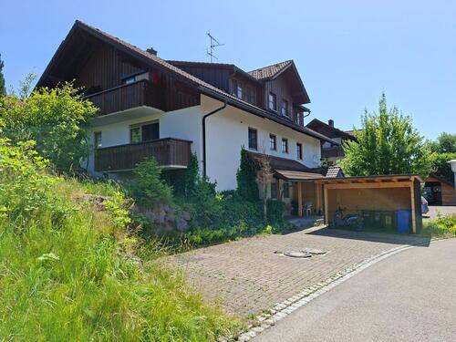 Foto - Wohnung mit Balkon, Terrasse und Garten in ruhiger Wohnlage