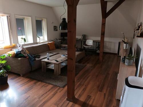 Foto - Schöne 3-Raum Wohnung 105 m2 DG inkl. EBK