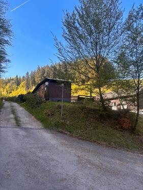 Foto - Garten mit Mobilhome - 4.800,00&nbsp;EUR Kaltmiete, ca.&nbsp; 100,00&nbsp;m&sup2;