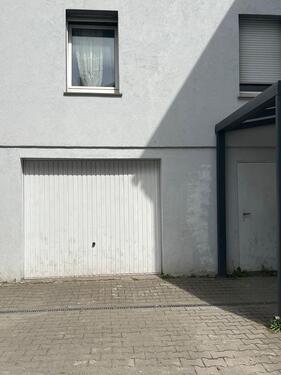 Foto - Große Garage kleines Lager - 300,00&nbsp;EUR Miete,