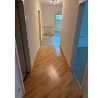 Hochwertige 3 Zimmer Wohnung mit Einbauküche, Gästebad, Terrass - Freudenberg