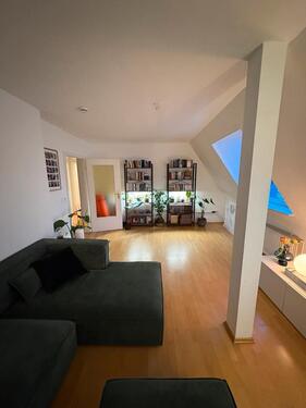 Foto - 3 Zimmer Dachgeschoßwohnung zur Miete in Hamburg