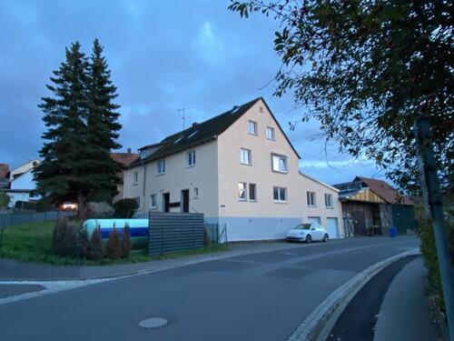 Foto - 120 m² Wohnung in Neubrunn 6 Zimmer, 2 Bäder, Küche Großfamilie