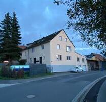 120 m² Wohnung in Neubrunn 6 Zimmer, 2 Bäder, Küche Großfamilie