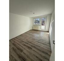 3- Raum Wohnung mit 2 Balkonen im Erdgeschoss - Halle (Saale) Silberhöhe