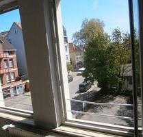 2 Zimmer,Küche,Dusche,WC, 3. Etage (Dachschrägen) - Hameln Kernstadt