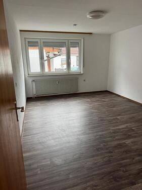 Foto - Wohnung mit Garten und 2 Parkplätzen