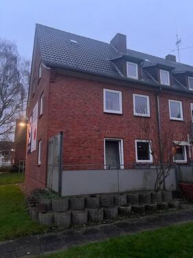 Foto - Frisch sanierte 2-Zimmer-Wohnung ab 15.06. zu vermieten