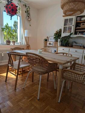 Foto - Freundliche, schöne 4 x Zimmer Wohnung mit Balkon, Garten, Garag