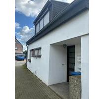 Erstbezug n. Sanierung: EFH + Garten & 2 opt. Garagen MG-Rönneter - Mönchengladbach Nord