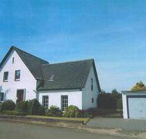 Preiswertes, gepflegtes 6-Raum-Einfamilienhaus zu vermieten - Lübbecke