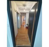 2-Zimmer-Wohnung mit Blick über Düsseldorf – zentrale Lage