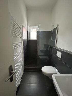Foto - Helles Wohnglück mit Terrasse: Charmante 2-Zimmer-EG-Wohnung in Bestlage