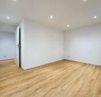 Freundliche 3-Zimmer-Wohnung mit EBK und Terrasse im Ahorntal