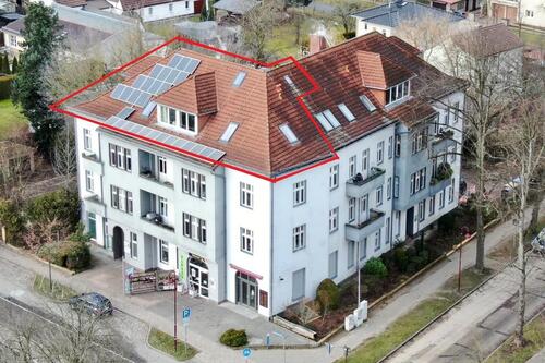 Foto - Helle, geräumige Dachgeschosswohnung mit hochwertiger Ausstattung