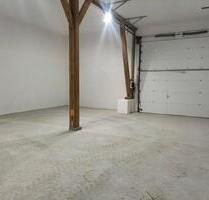 große GarageHalle - 3,00&nbsp;EUR Miete, in Büren (PLZ: 33142)