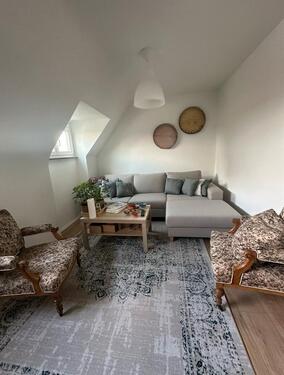 Foto - Attraktive, renovierte 2 Zimmer Wohnung mit Einbauküche