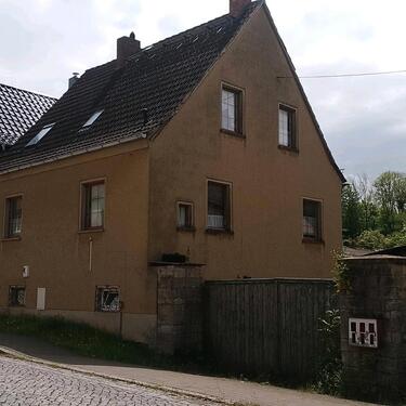 Foto - Einfamilienhaus , sanierungsbedürftig