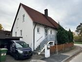 Foto - Großes Einfamilienhaus mit Terasse, großem Garten in Ansbach Eyb