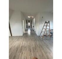 5 Zimmer Wohnung - 1.200,00 EUR Kaltmiete, ca.  90,00 m² in Eislingen (Fils) (PLZ: 73054)