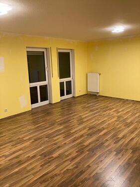 Foto - Rhens, 1,5 Zimmer, Bad,Flur + Kochnische, evtl. sofort frei