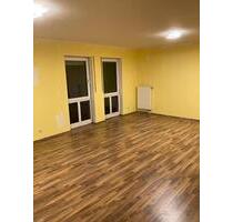 Rhens, 1,5 Zimmer, Bad,Flur + Kochnische, evtl. sofort frei - Brey