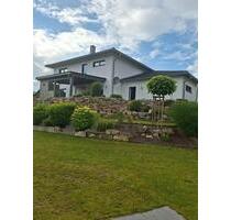 Traumhaus mit großzügigen Garten und Pool - Hutthurm