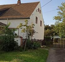 Schönes Bauernhaus am Ortsrand - 125.000,00&nbsp;EUR Kaufpreis, ca.&nbsp; 120,00&nbsp;m&sup2; in Oberschöna (PLZ: 09600)