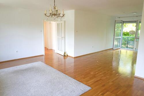Foto - Helle 4-Zimmer-Wohnung mit Balkon, Garten & Stellplatz in Fürth