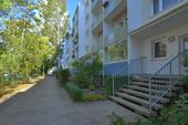 Foto - Renoviert 3-Räume 5. Etage Küche und Bad mit Fenster Kautionsfrei