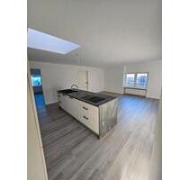 Einzug nach Kernsanierung - gehobene 3 Zimmer Wohnung in Zentrum - Saarbrücken