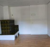 3-Zimmer-Altbau mit Veranda & Kachelofen in Stuttgart-Süd (96 m²)
