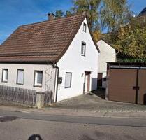 Einfamilienhaus mit Garten - 200.000,00&nbsp;EUR Kaufpreis, ca.&nbsp; 90,00&nbsp;m&sup2; in Hüttlingen (PLZ: 73460)