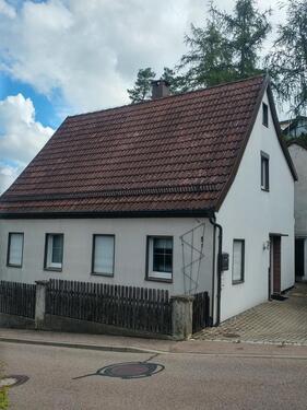 Foto - 4 Zimmer Einfamilienhaus zum Kaufen in Hüttlingen