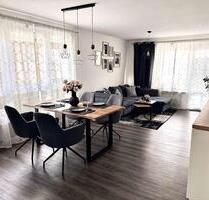 Wohnen auf 2 Etagen: Renovierte Maisonette mit EBK & 2 Bädern - Heilbronn Böckingen Wohnen auf 2 Etagen: Renovierte Maisonette mit EBK & 2 Bädern - Heilbronn Böckingen